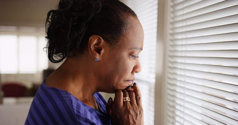 In-Home Memory Care Woodbridge, CT - How Memory Care Services Support Seniors Living Alone